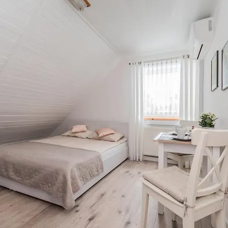 Pawel Jakubik Quarto em Acomodações Particulares *