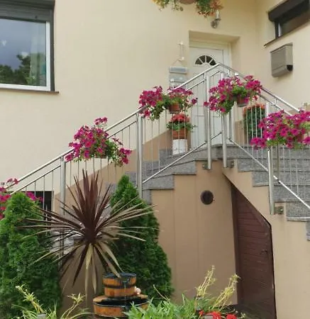 Quarto em Acomodações Particulares Pawel Jakubik