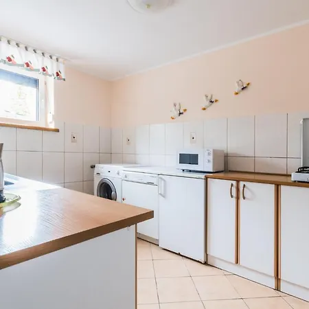 Quarto em Acomodações Particulares Pawel Jakubik *