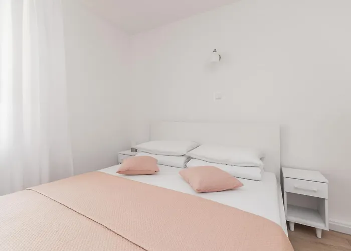 בית אירוח Pawel Jakubik