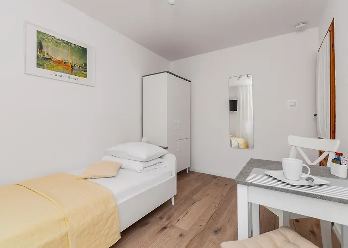 Pawel Jakubik בית אירוח *