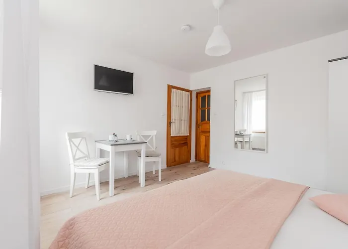 בית אירוח Pawel Jakubik